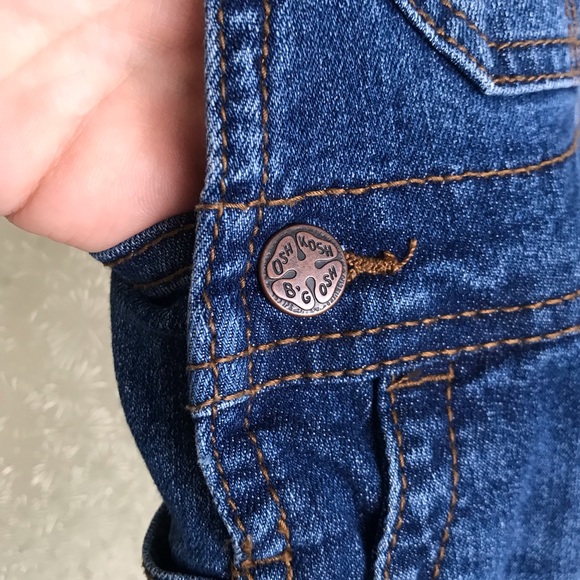 OshKosh B'Gosh - Picture 7 of 16